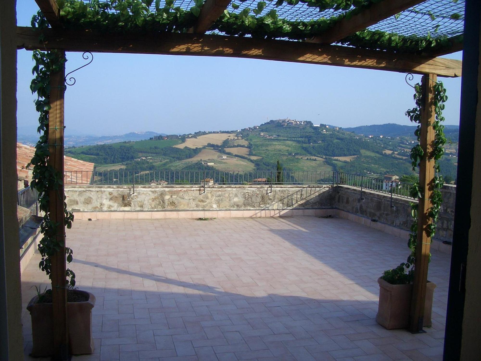 Agriturismo Tenuta Conti Faina Fratta Todina Eksteriør bilde